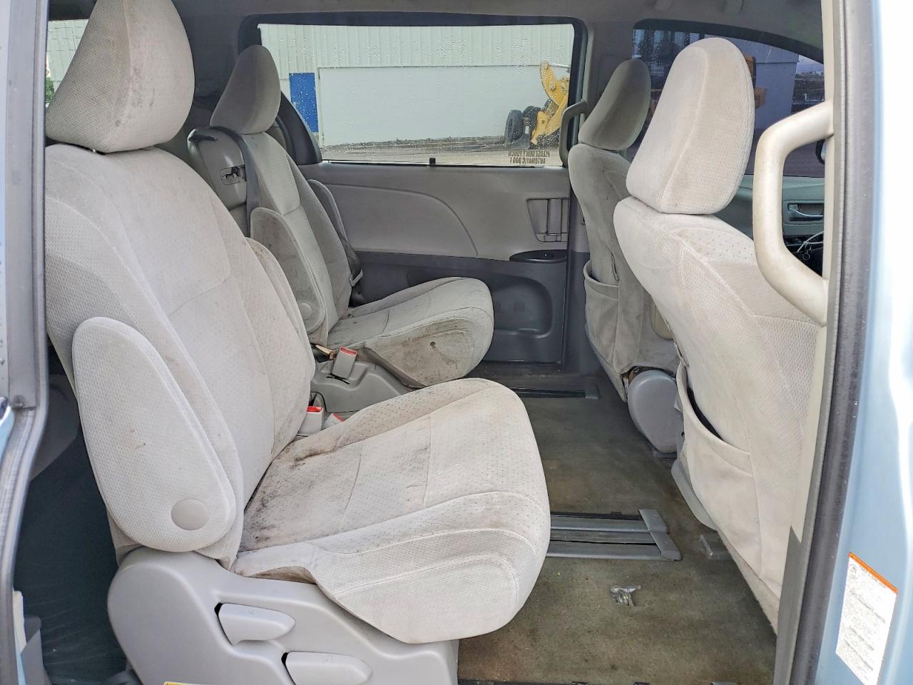 2015 Toyota Sienna Le Blue vin: 5TDKK3DC4FS529112