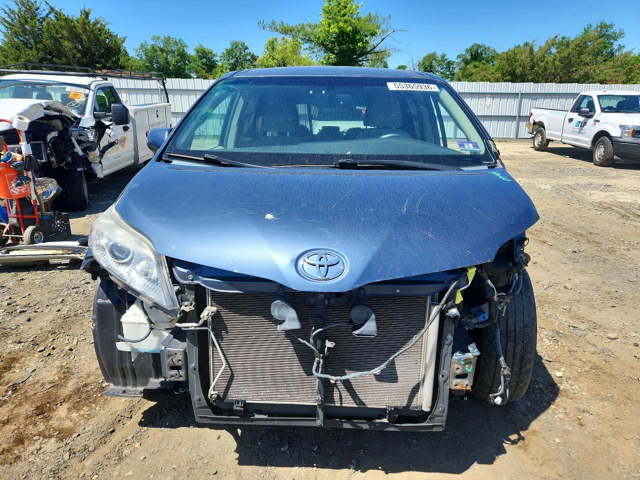 2015 Toyota Sienna Le Gray vin: 5TDKK3DC4FS580898