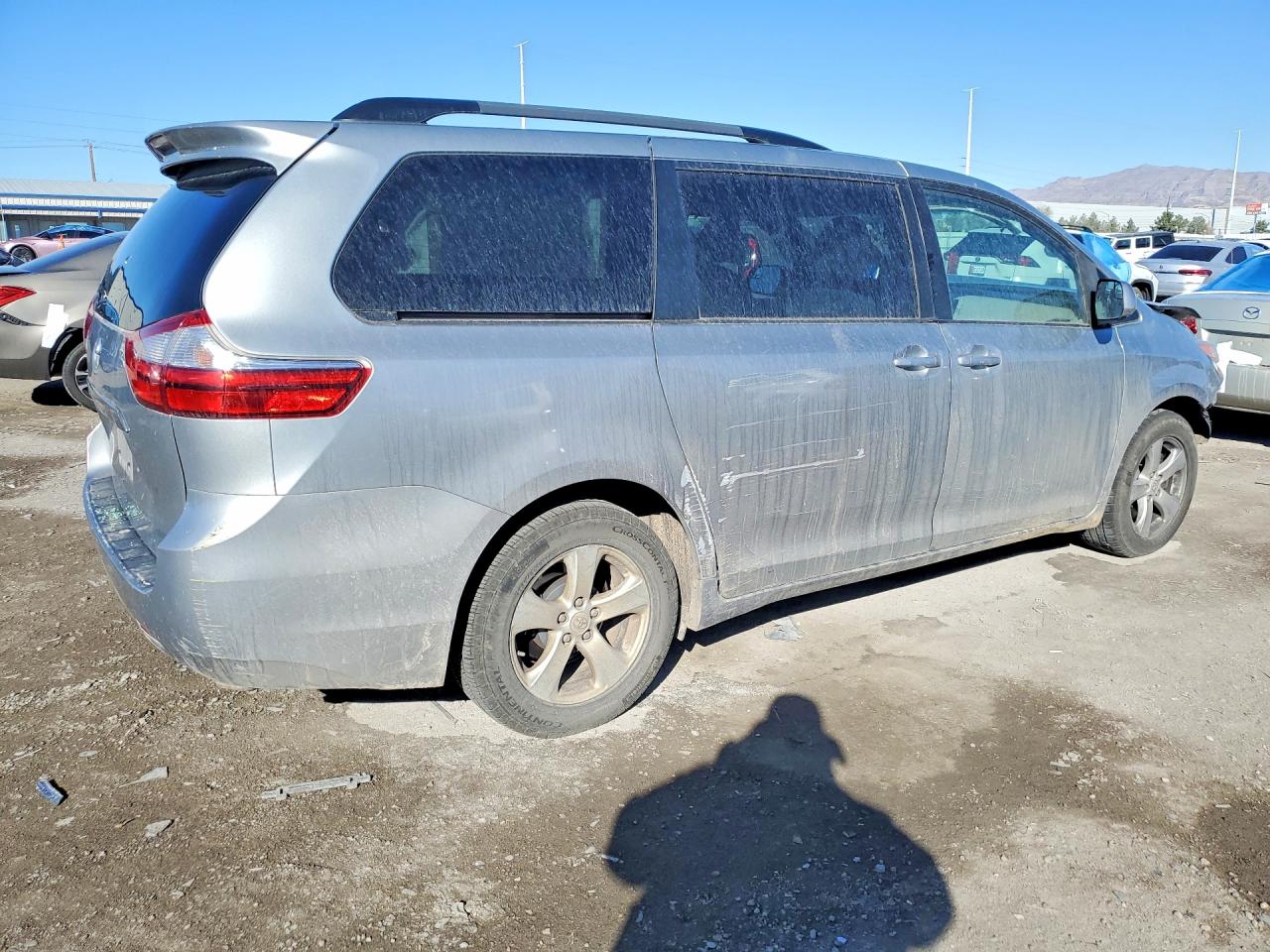 2015 Toyota Sienna Le Silver vin: 5TDKK3DC4FS610675