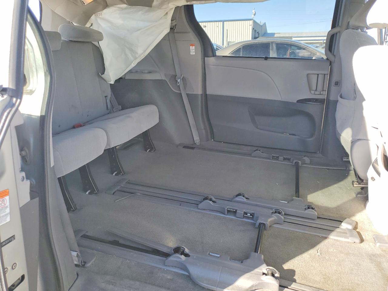2015 Toyota Sienna Le Silver vin: 5TDKK3DC4FS610675