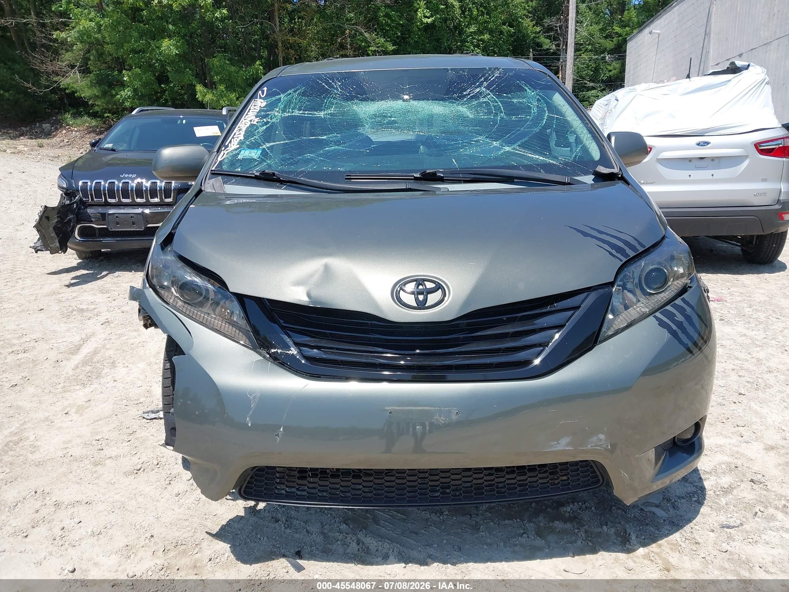 2011 Toyota Sienna Le V6 Champagne vin: 5TDKK3DC5BS047498