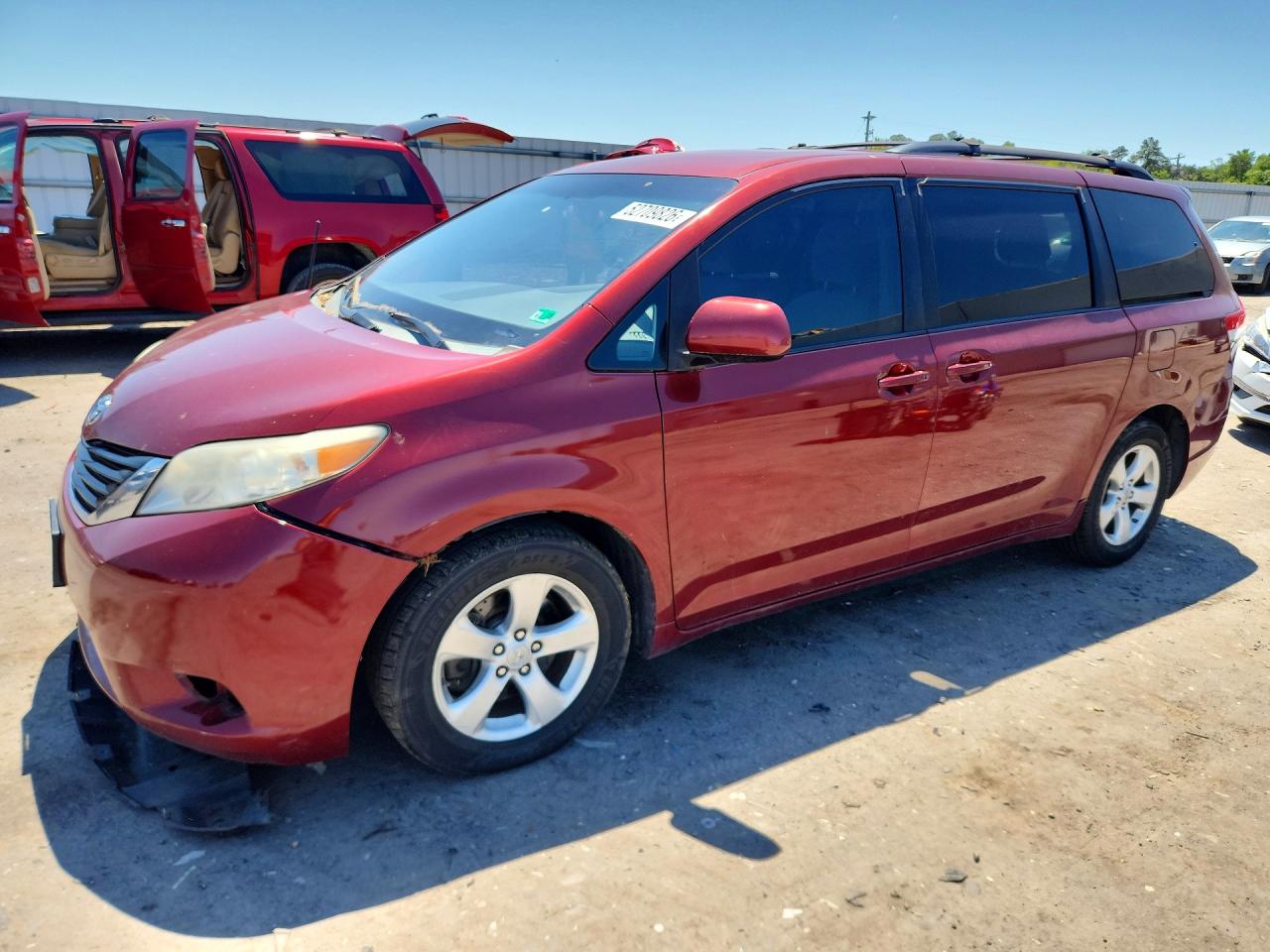 2011 Toyota Sienna Le Red vin: 5TDKK3DC5BS085040