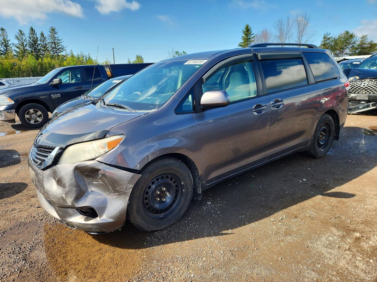 2011 Toyota Sienna Le Gray vin: 5TDKK3DC5BS137122