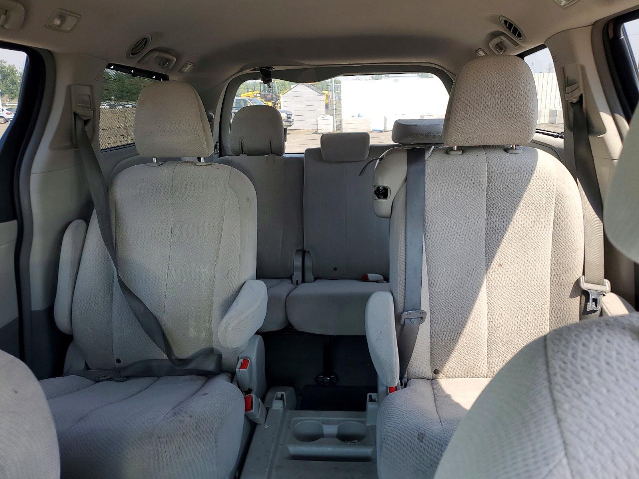 2012 Toyota Sienna Le Red vin: 5TDKK3DC5CS224875