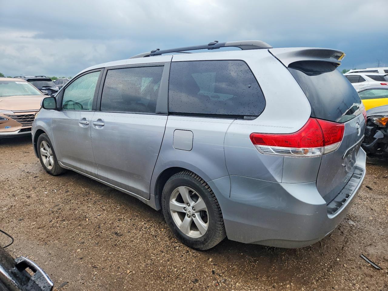 2012 Toyota Sienna Le Silver vin: 5TDKK3DC5CS231132