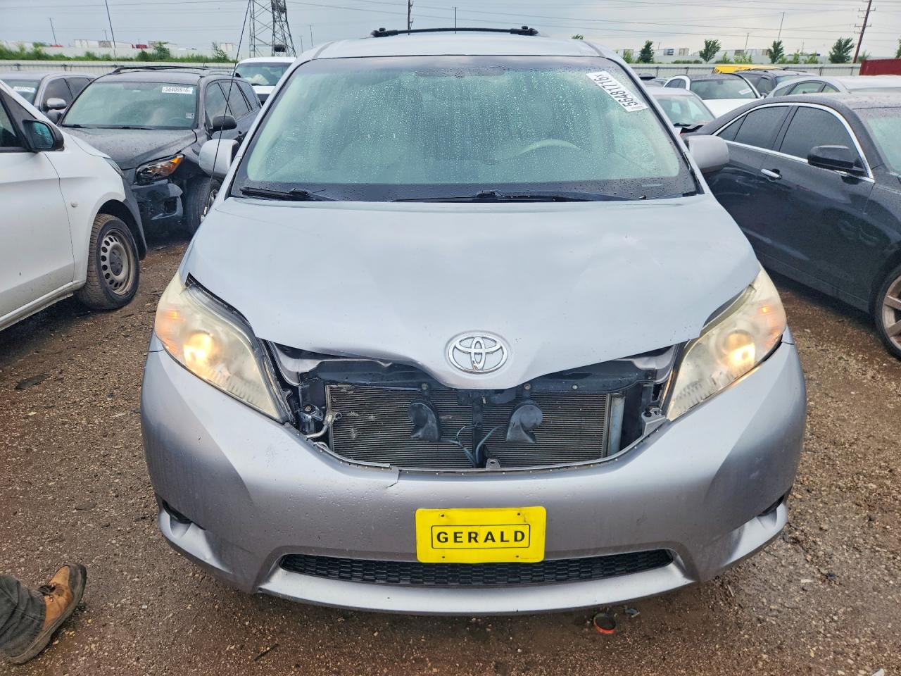 2012 Toyota Sienna Le Silver vin: 5TDKK3DC5CS231132