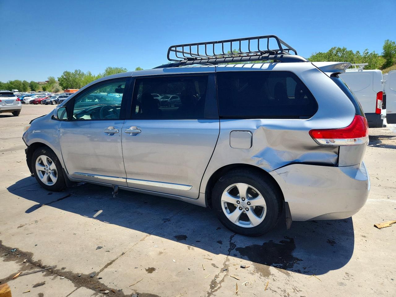 2012 Toyota Sienna Le Silver vin: 5TDKK3DC5CS241028