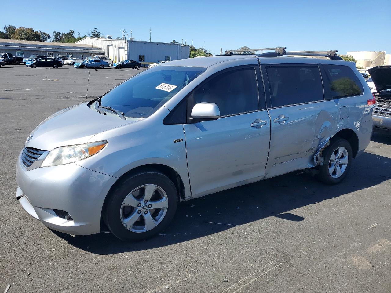 2013 Toyota Sienna Le Silver vin: 5TDKK3DC5DS282857