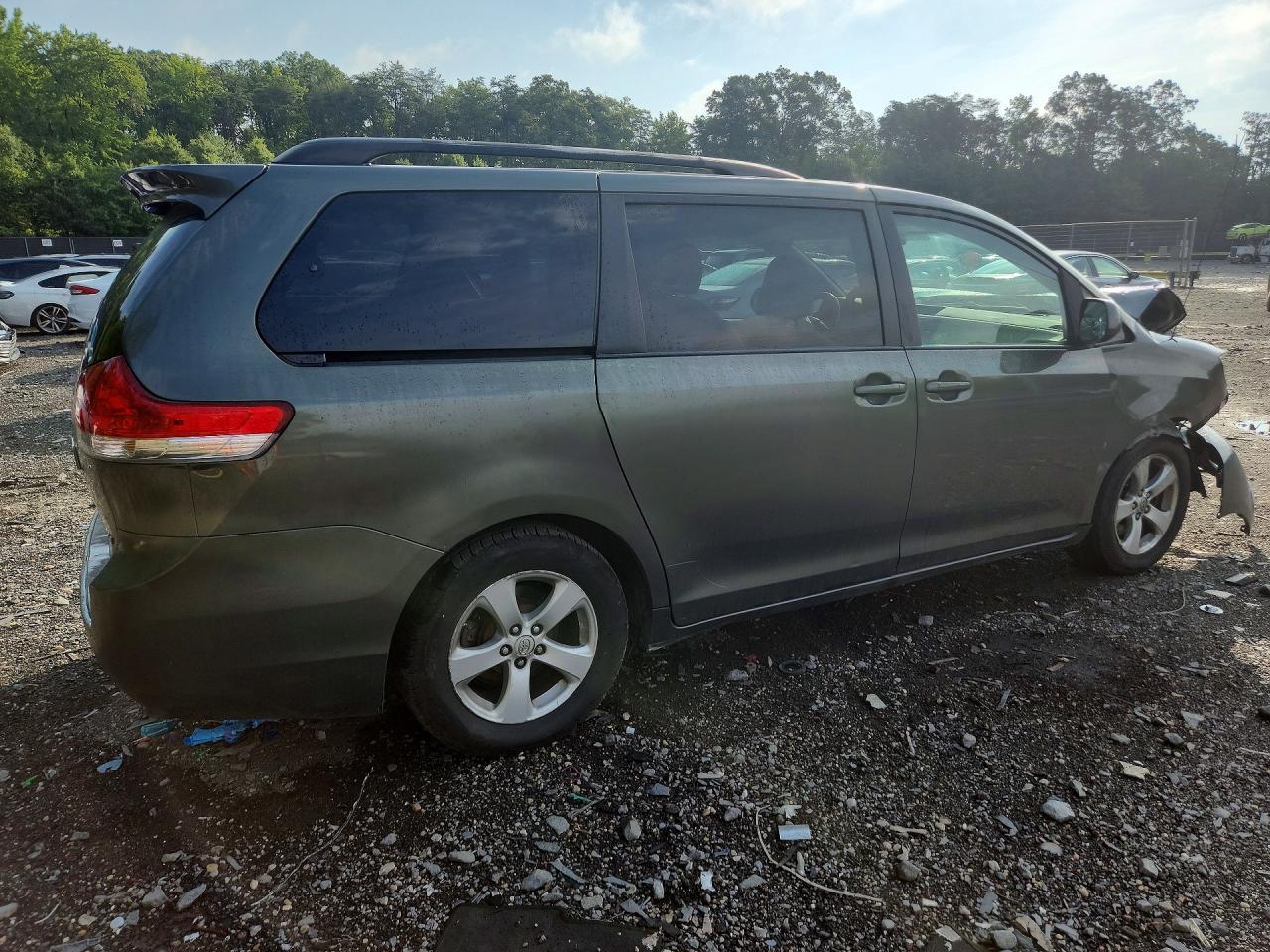 2013 Toyota Sienna Le Gray vin: 5TDKK3DC5DS322466