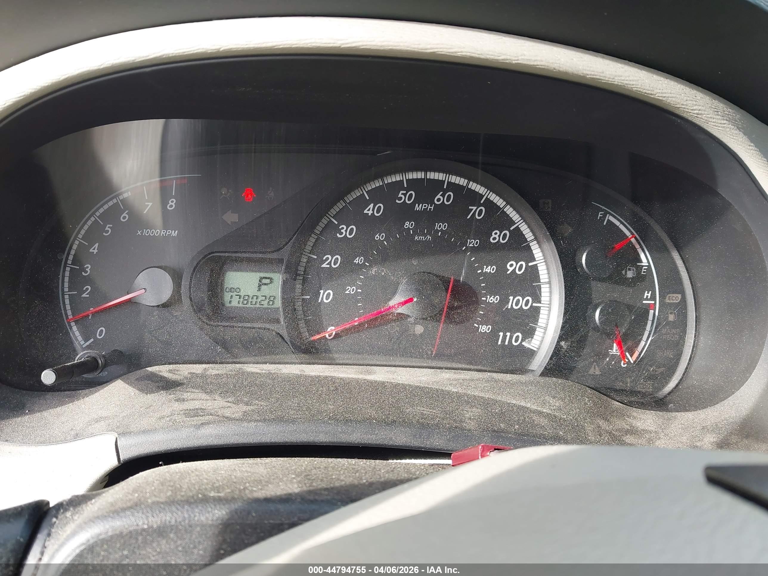 2013 Toyota Sienna Le V6 8 Passenger Gray vin: 5TDKK3DC5DS333340