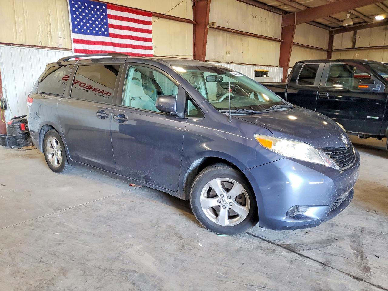 2013 Toyota Sienna Le Синий vin: 5TDKK3DC5DS333841