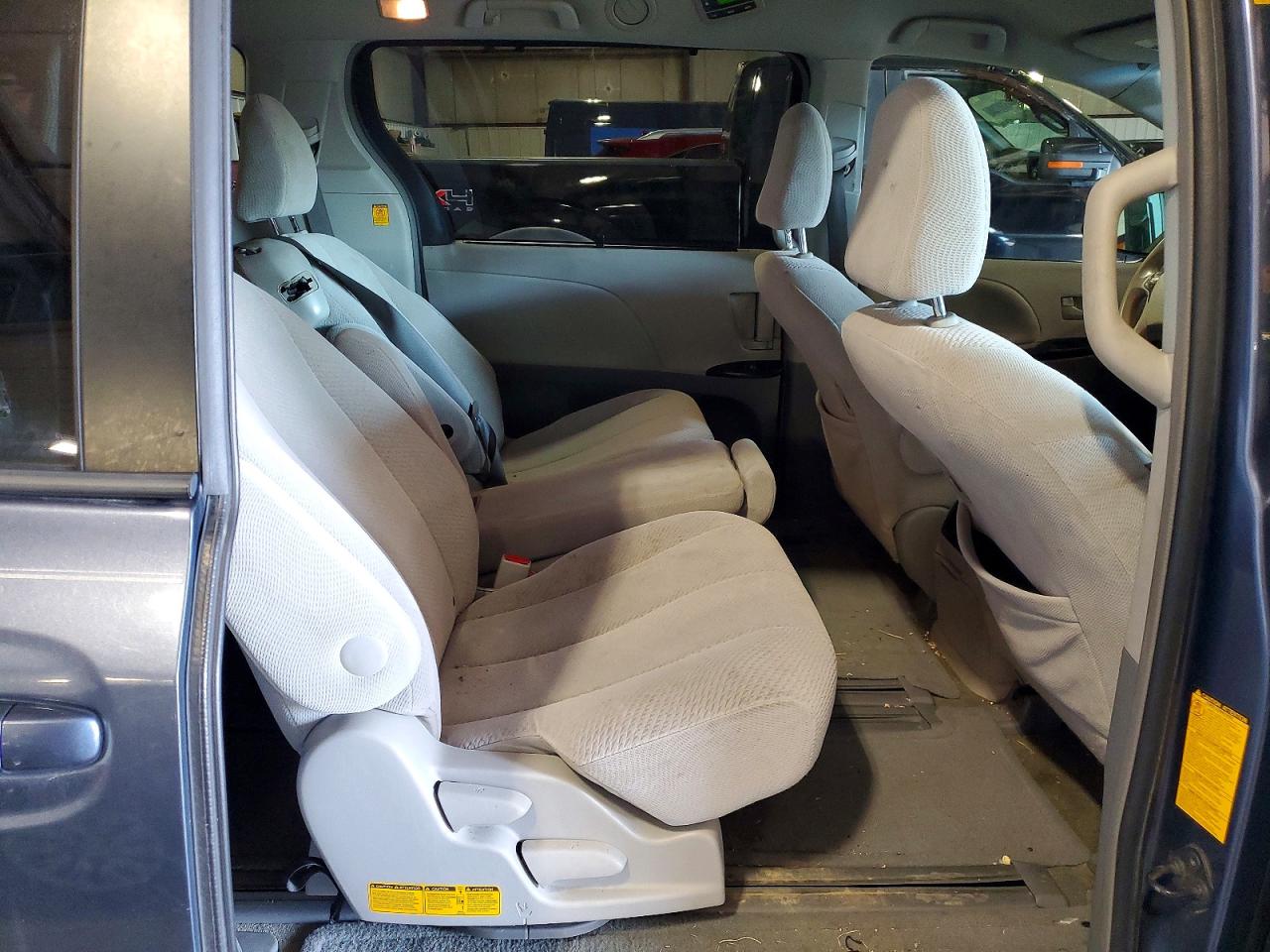 2013 Toyota Sienna Le Синий vin: 5TDKK3DC5DS333841