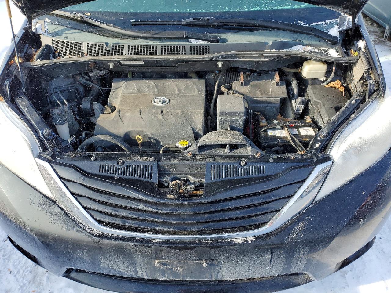 2013 Toyota Sienna Le Черный vin: 5TDKK3DC5DS357332