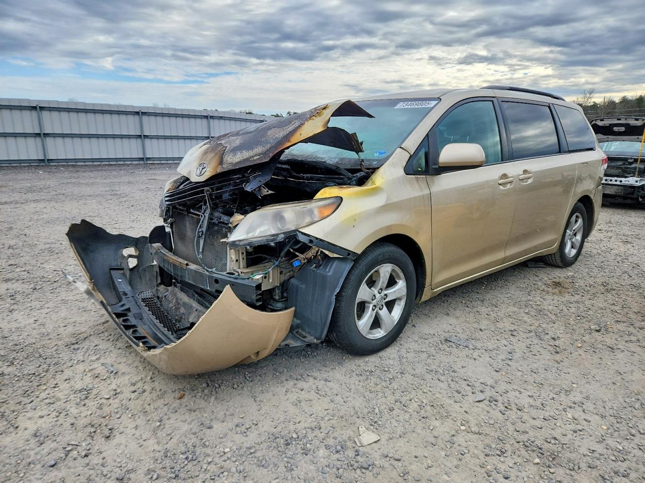 2013 Toyota Sienna Le Gold vin: 5TDKK3DC5DS367424