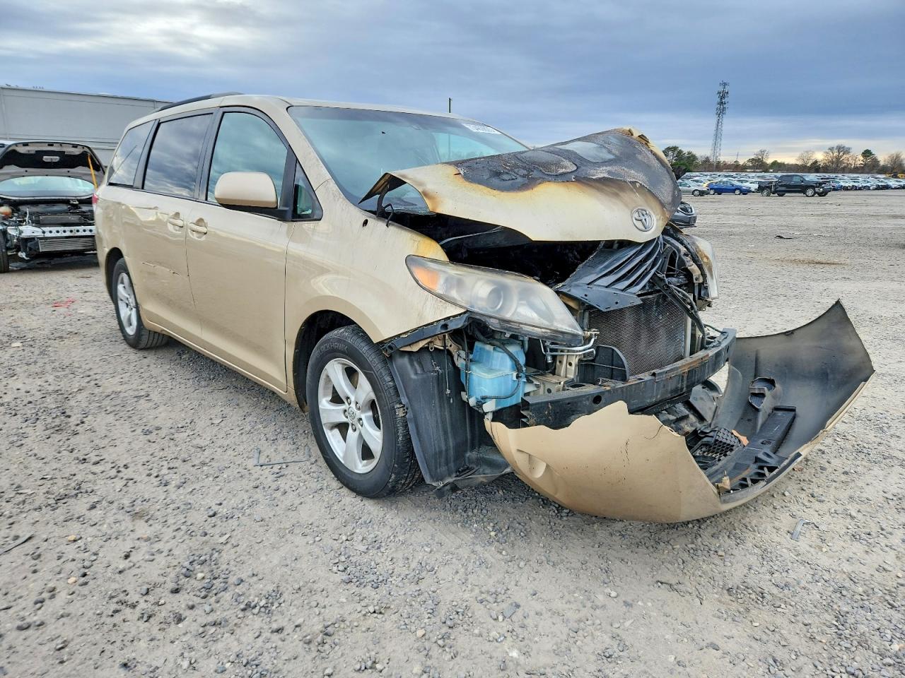 2013 Toyota Sienna Le Gold vin: 5TDKK3DC5DS367424