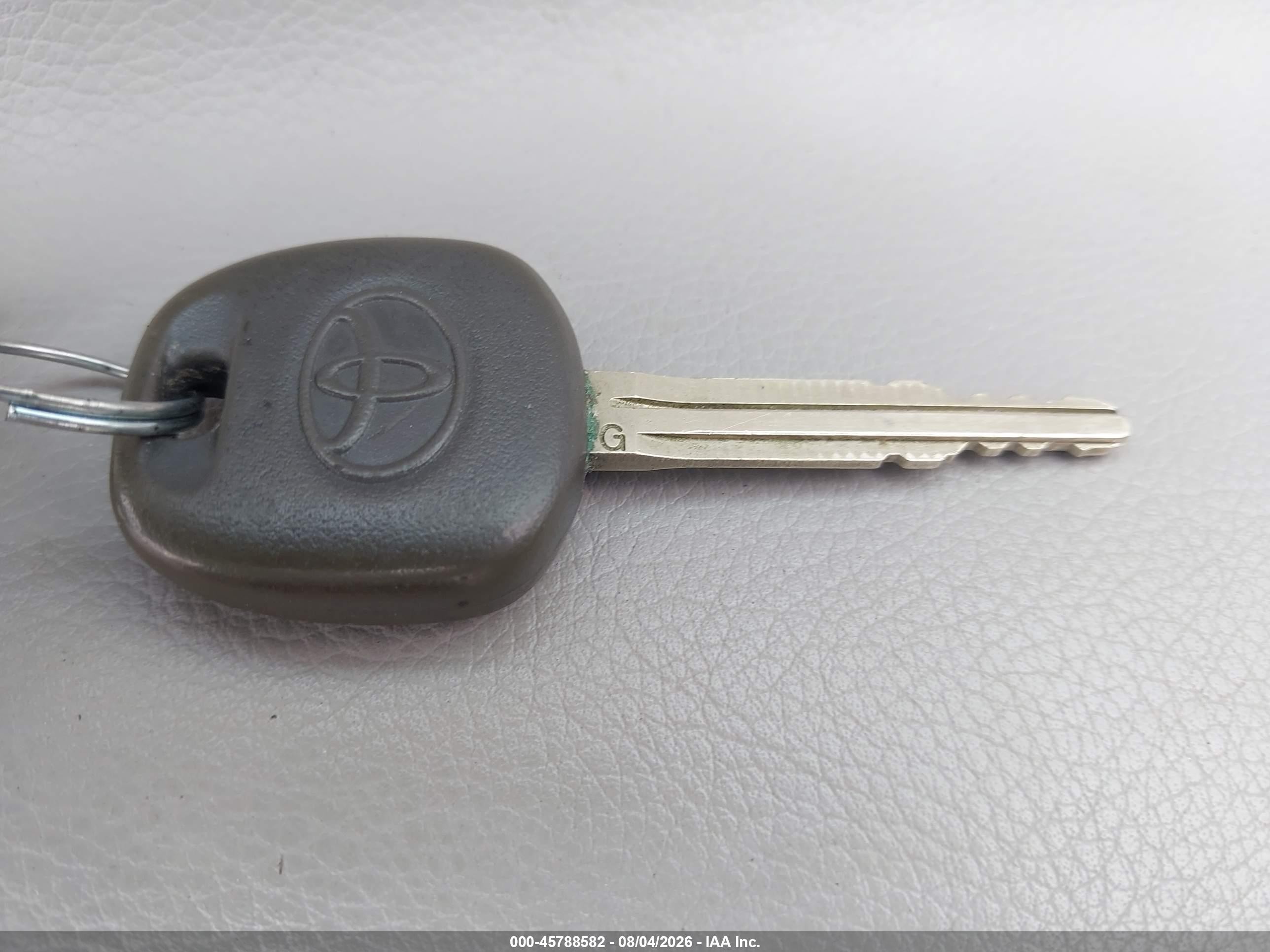 2013 Toyota Sienna Le V6 8 Passenger Белый vin: 5TDKK3DC5DS369822