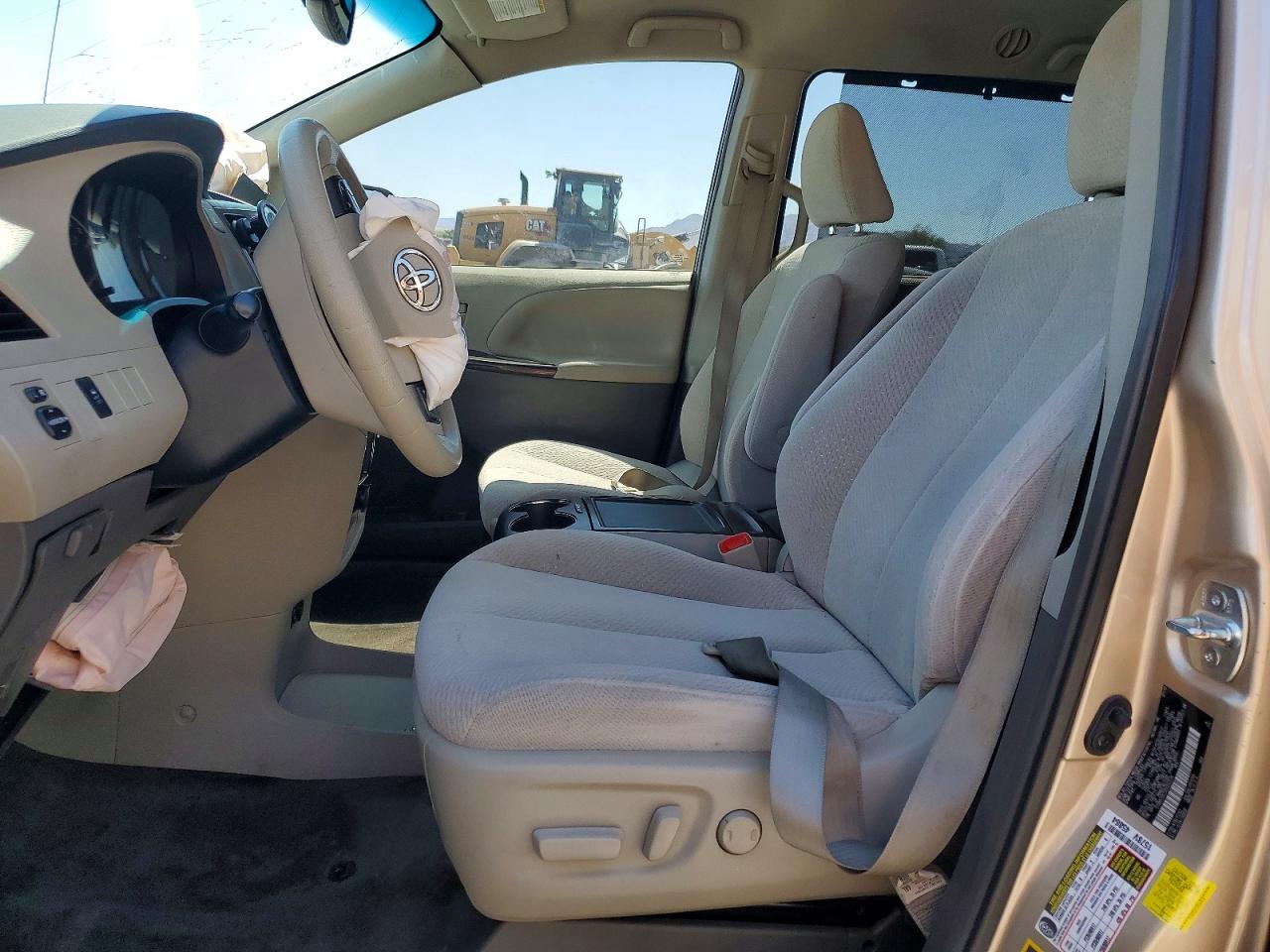 2013 Toyota Sienna Le Золотой vin: 5TDKK3DC5DS392534