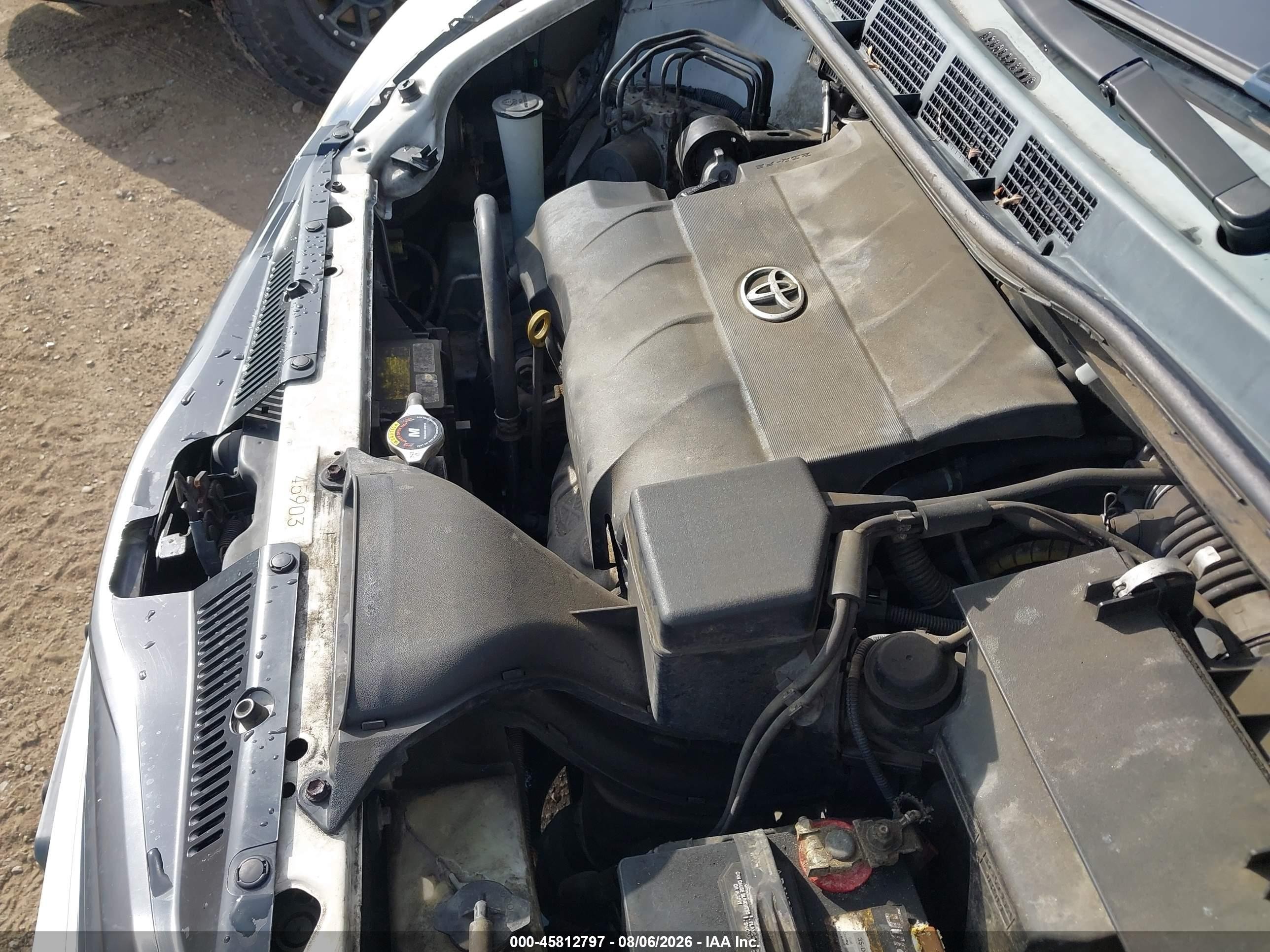 2014 Toyota Sienna Le V6 8 Passenger White vin: 5TDKK3DC5ES427011