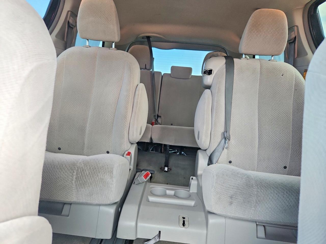 2014 Toyota Sienna Le Red vin: 5TDKK3DC5ES445847