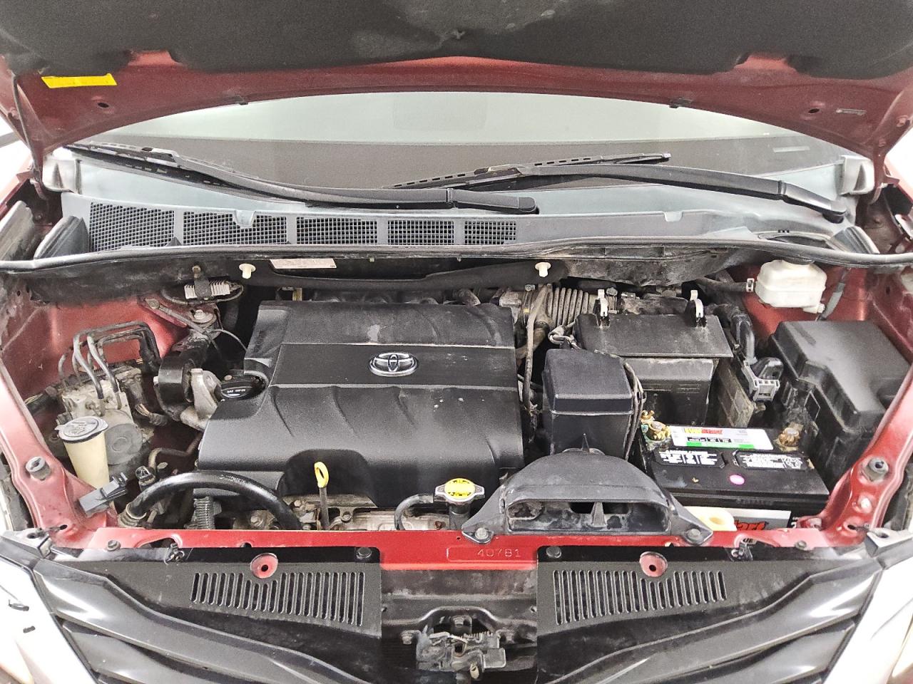 2014 Toyota Sienna Le Maroon vin: 5TDKK3DC5ES456430 Damage: Alternator/Generator, Broken, Replacement Required