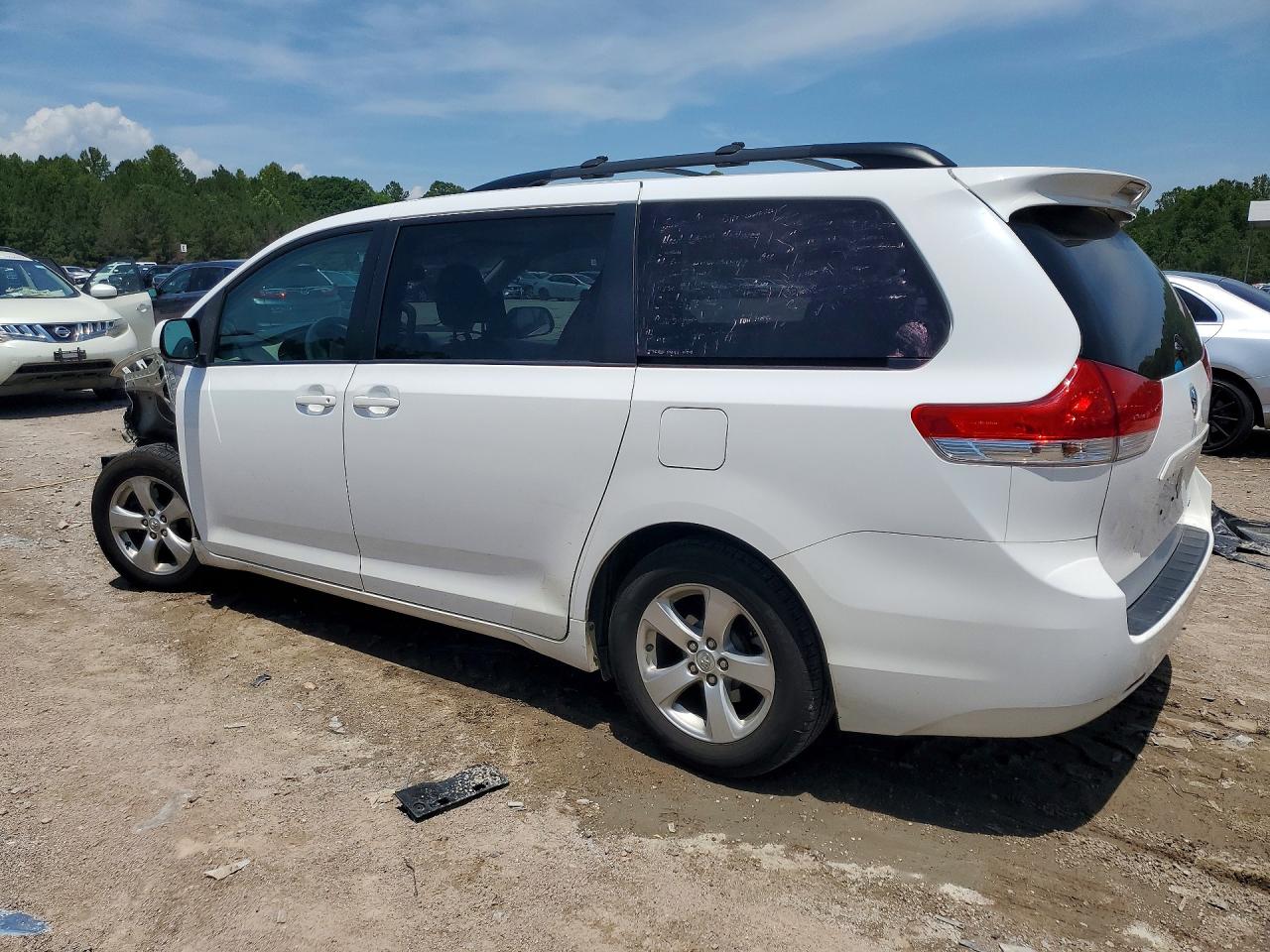 2014 Toyota Sienna Le White vin: 5TDKK3DC5ES478220
