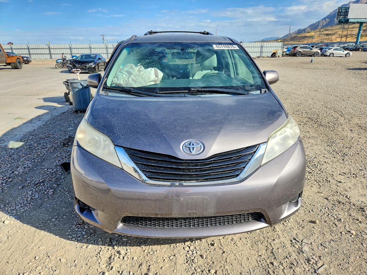 2014 Toyota Sienna Le Gray vin: 5TDKK3DC5ES494319