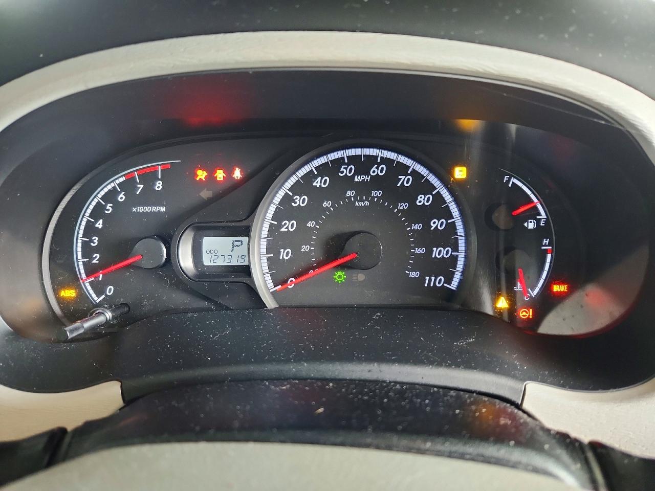 2011 Toyota Sienna Le Gray vin: 5TDKK3DC6BS033710