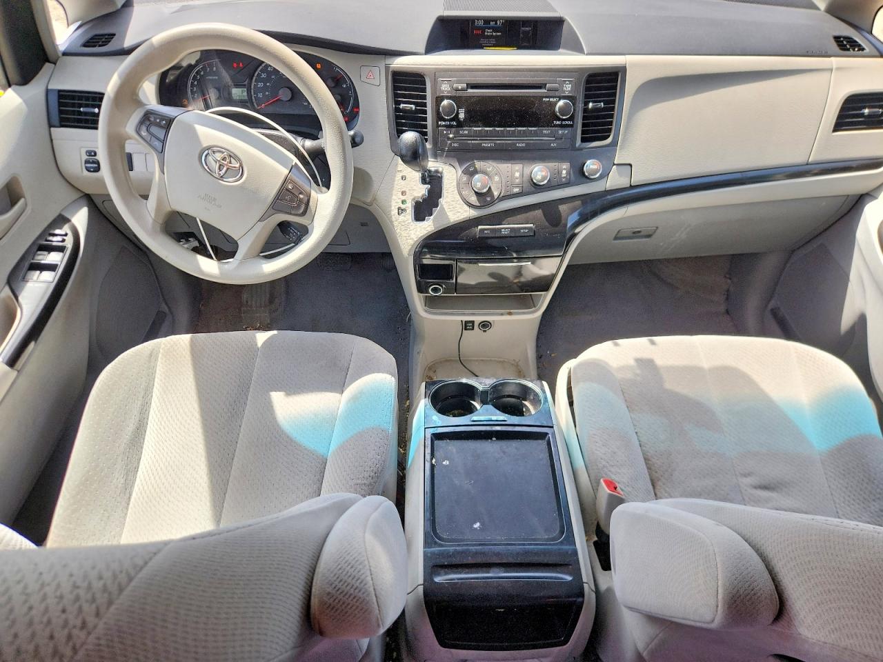 2011 Toyota Sienna Le Gray vin: 5TDKK3DC6BS056193