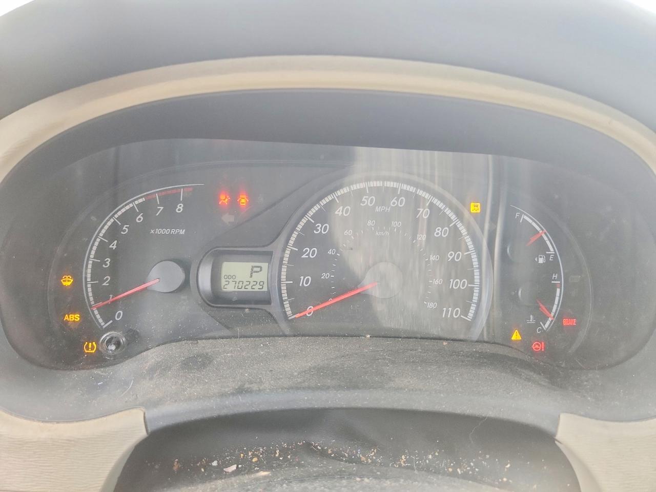 2011 Toyota Sienna Le Бежевый vin: 5TDKK3DC6BS089484