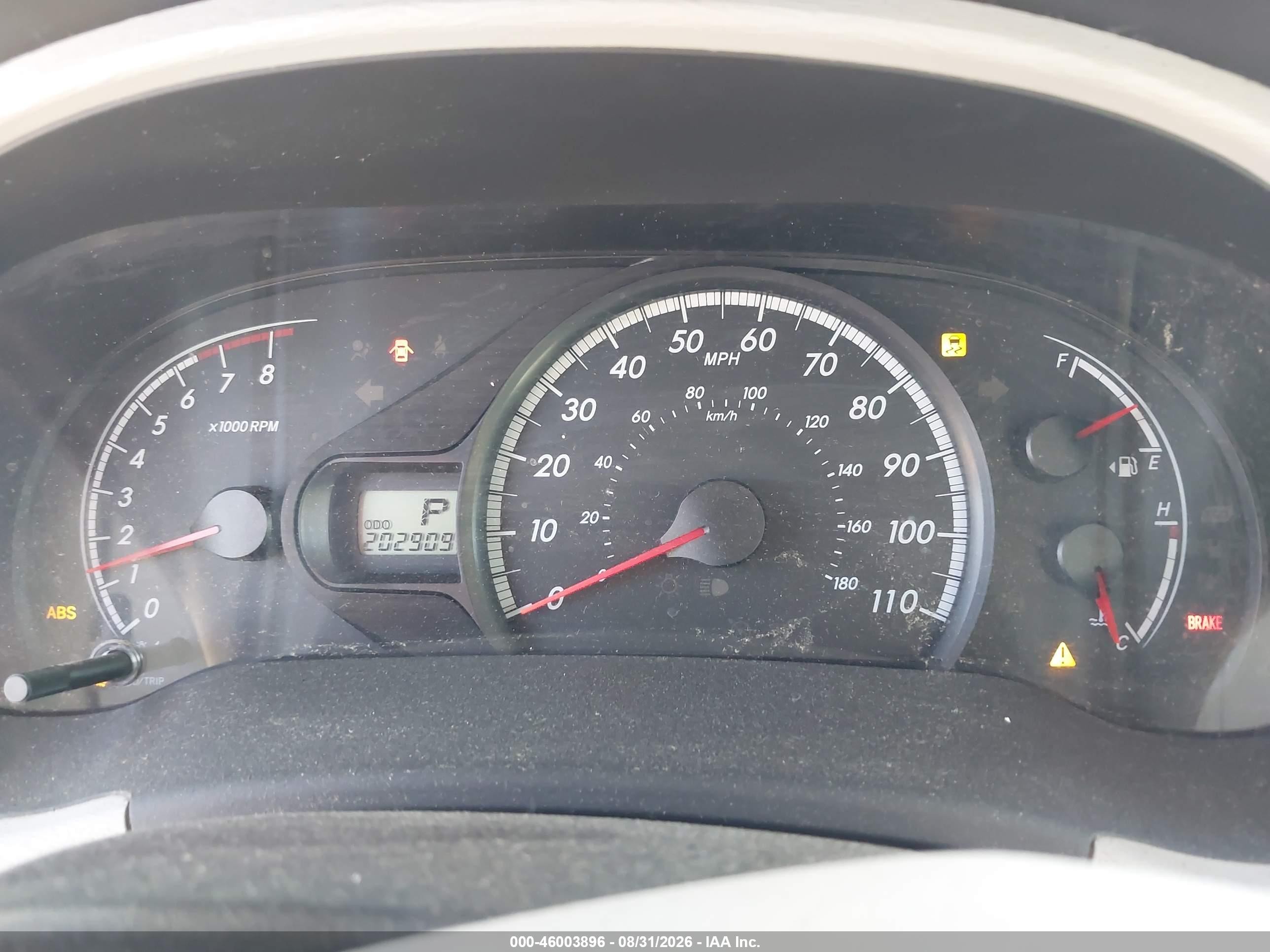 2011 Toyota Sienna Le V6 Белый vin: 5TDKK3DC6BS129384