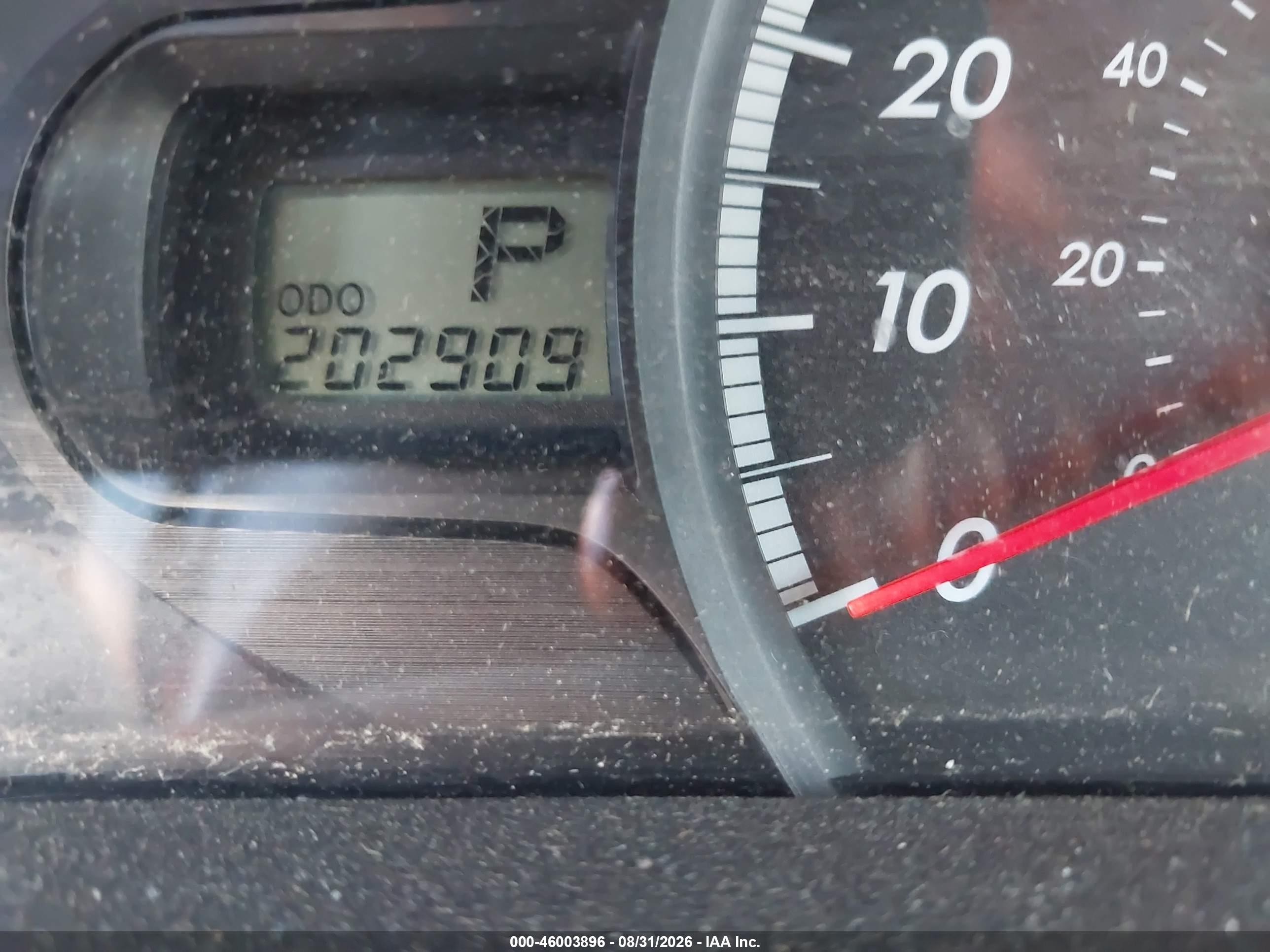 2011 Toyota Sienna Le V6 Белый vin: 5TDKK3DC6BS129384