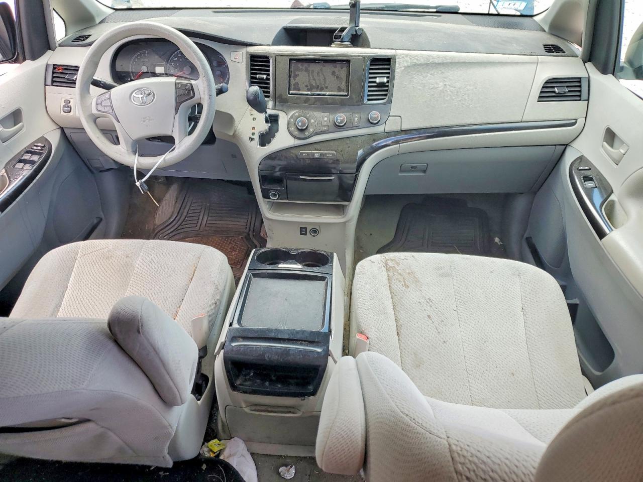 2011 Toyota Sienna Le Синий vin: 5TDKK3DC6BS166080