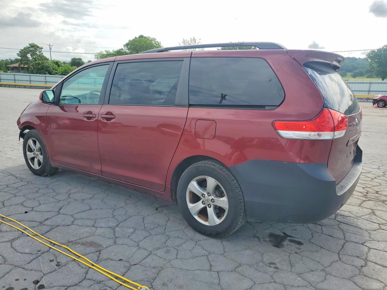 2012 Toyota Sienna Le Red vin: 5TDKK3DC6CS180272