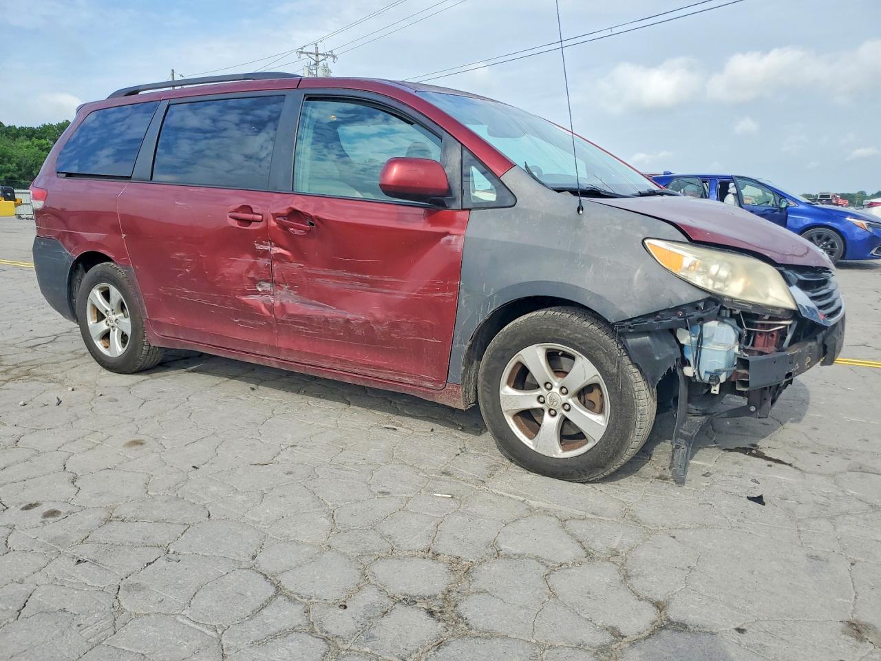 2012 Toyota Sienna Le Red vin: 5TDKK3DC6CS180272