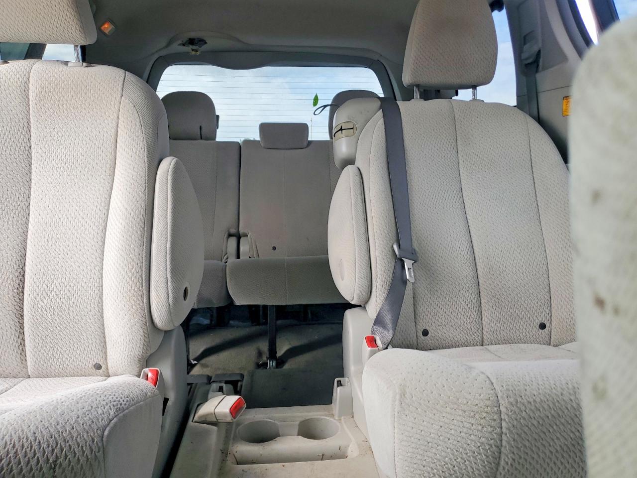 2012 Toyota Sienna Le Red vin: 5TDKK3DC6CS180272