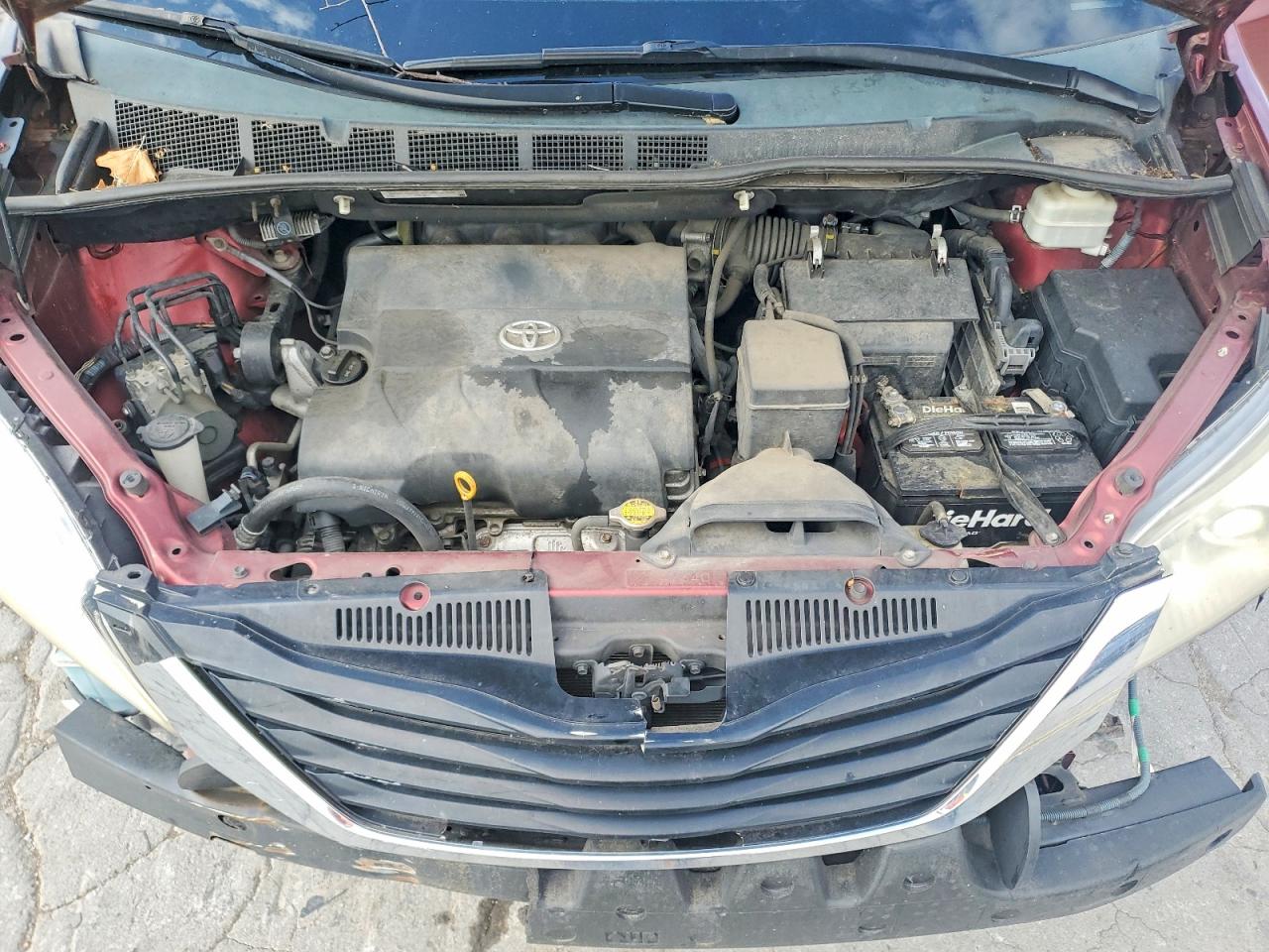 2012 Toyota Sienna Le Red vin: 5TDKK3DC6CS180272