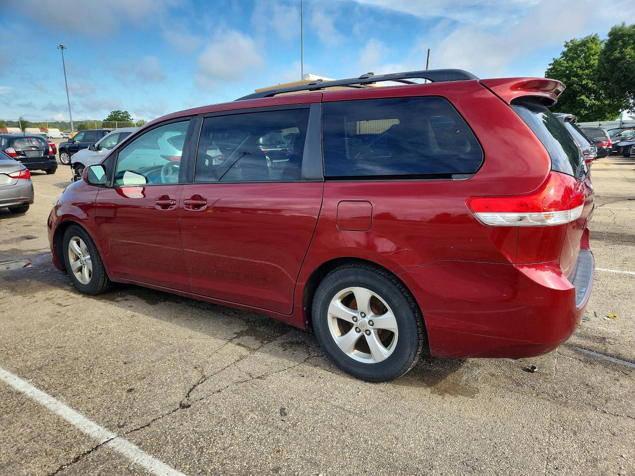 2012 Toyota Sienna Le Red vin: 5TDKK3DC6CS208961