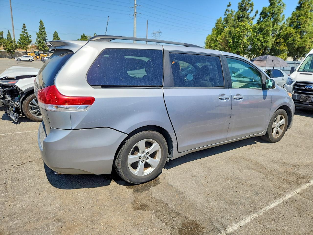 2012 Toyota Sienna Le Silver vin: 5TDKK3DC6CS262857