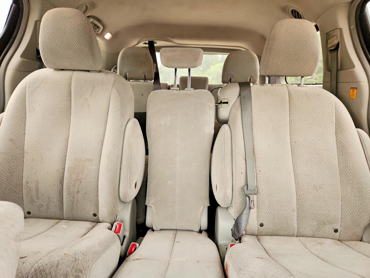 2013 Toyota Sienna Le Коричневый vin: 5TDKK3DC6DS300931