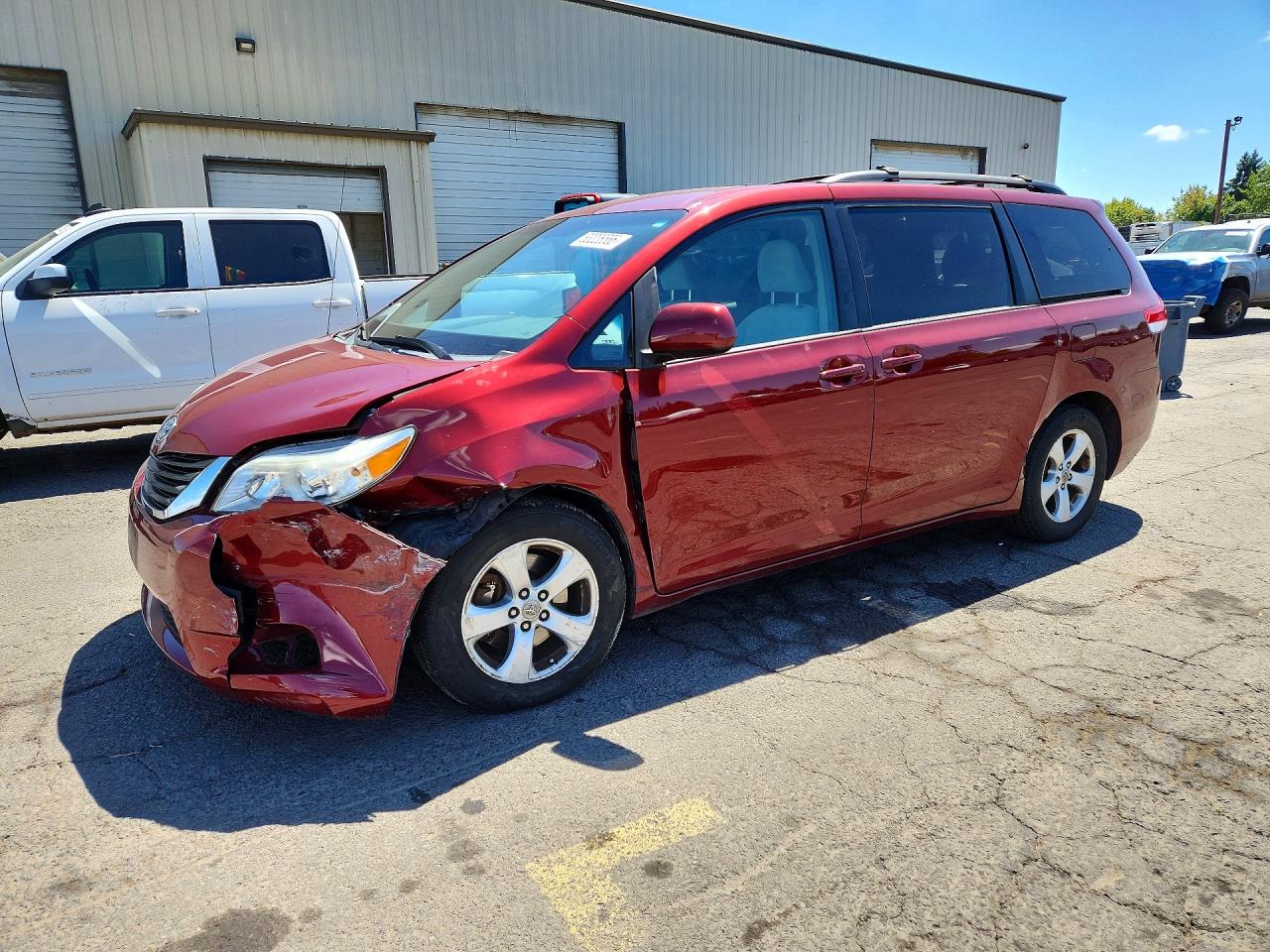 2013 Toyota Sienna Le Red vin: 5TDKK3DC6DS318006