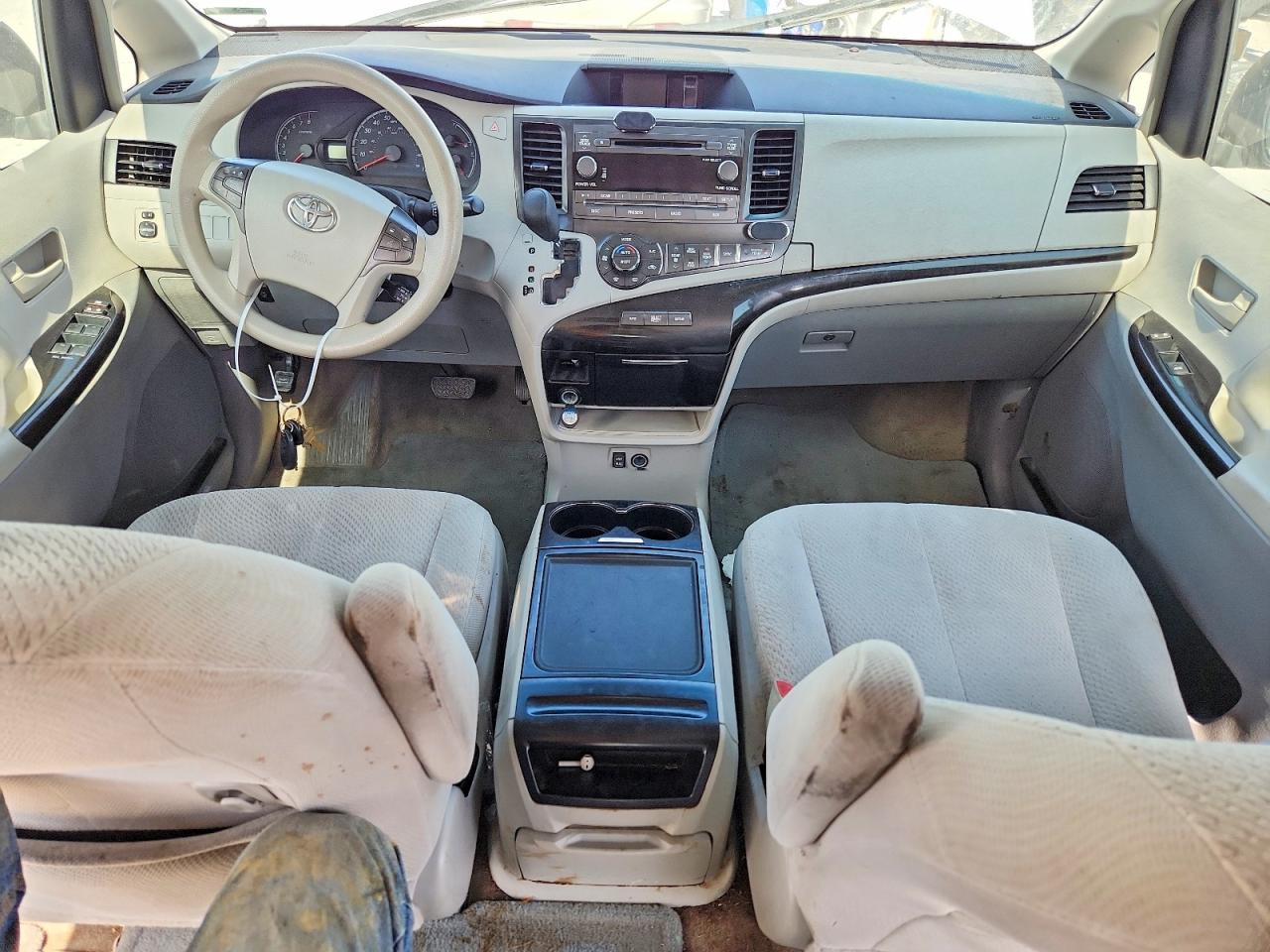 2013 Toyota Sienna Le Gold vin: 5TDKK3DC6DS326705