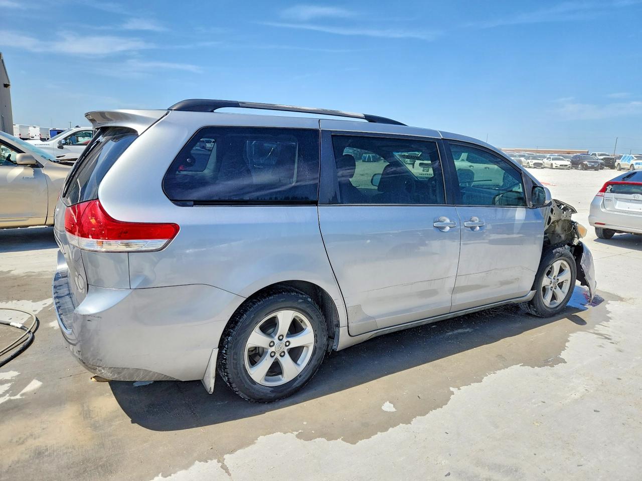 2013 Toyota Sienna Le Gold vin: 5TDKK3DC6DS326705