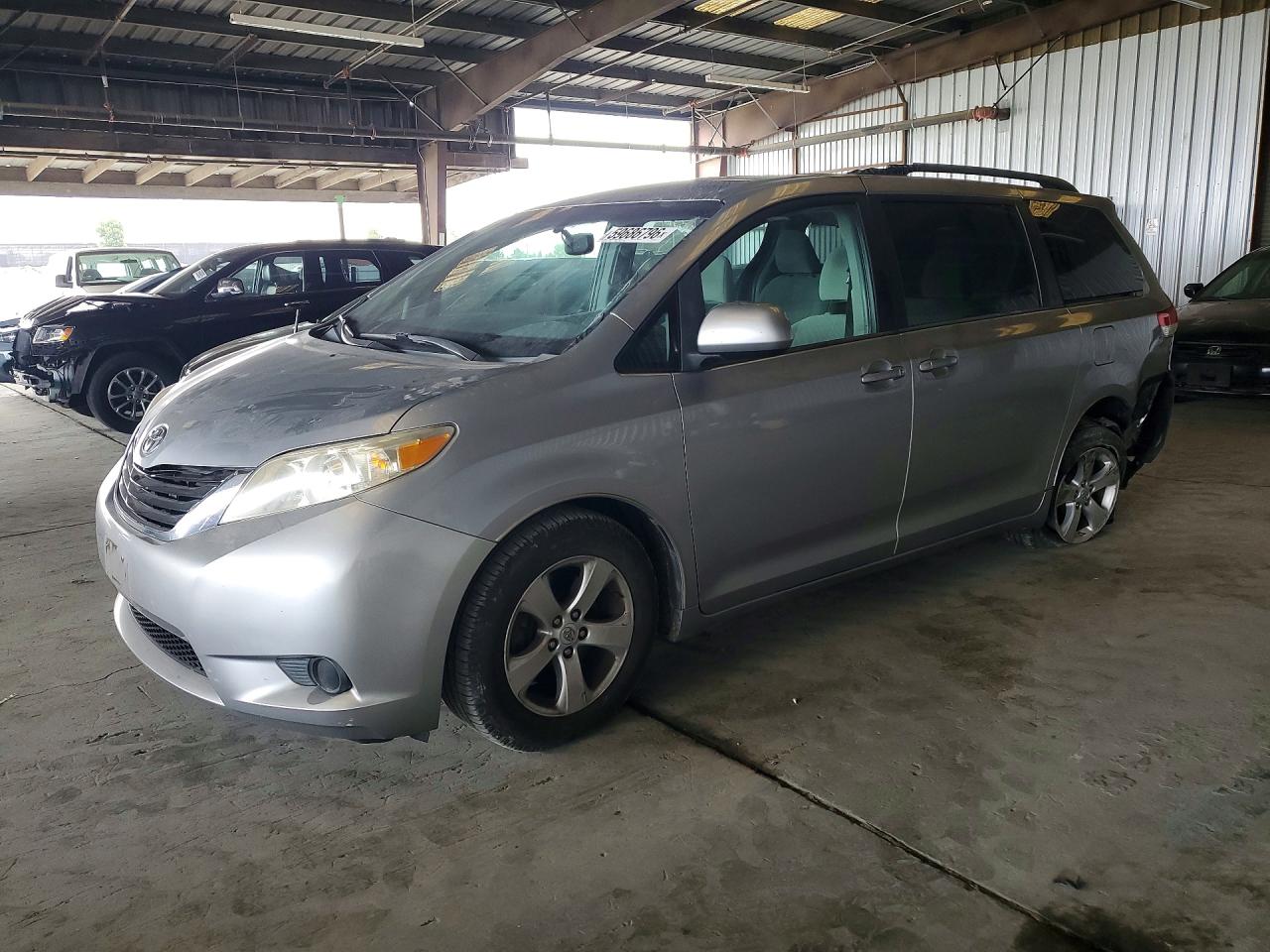 2013 Toyota Sienna Le Silver vin: 5TDKK3DC6DS381798