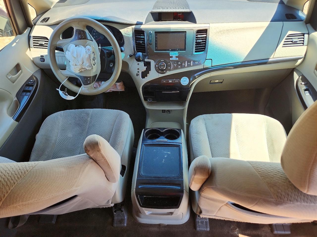 2014 Toyota Sienna Le White vin: 5TDKK3DC6ES430127