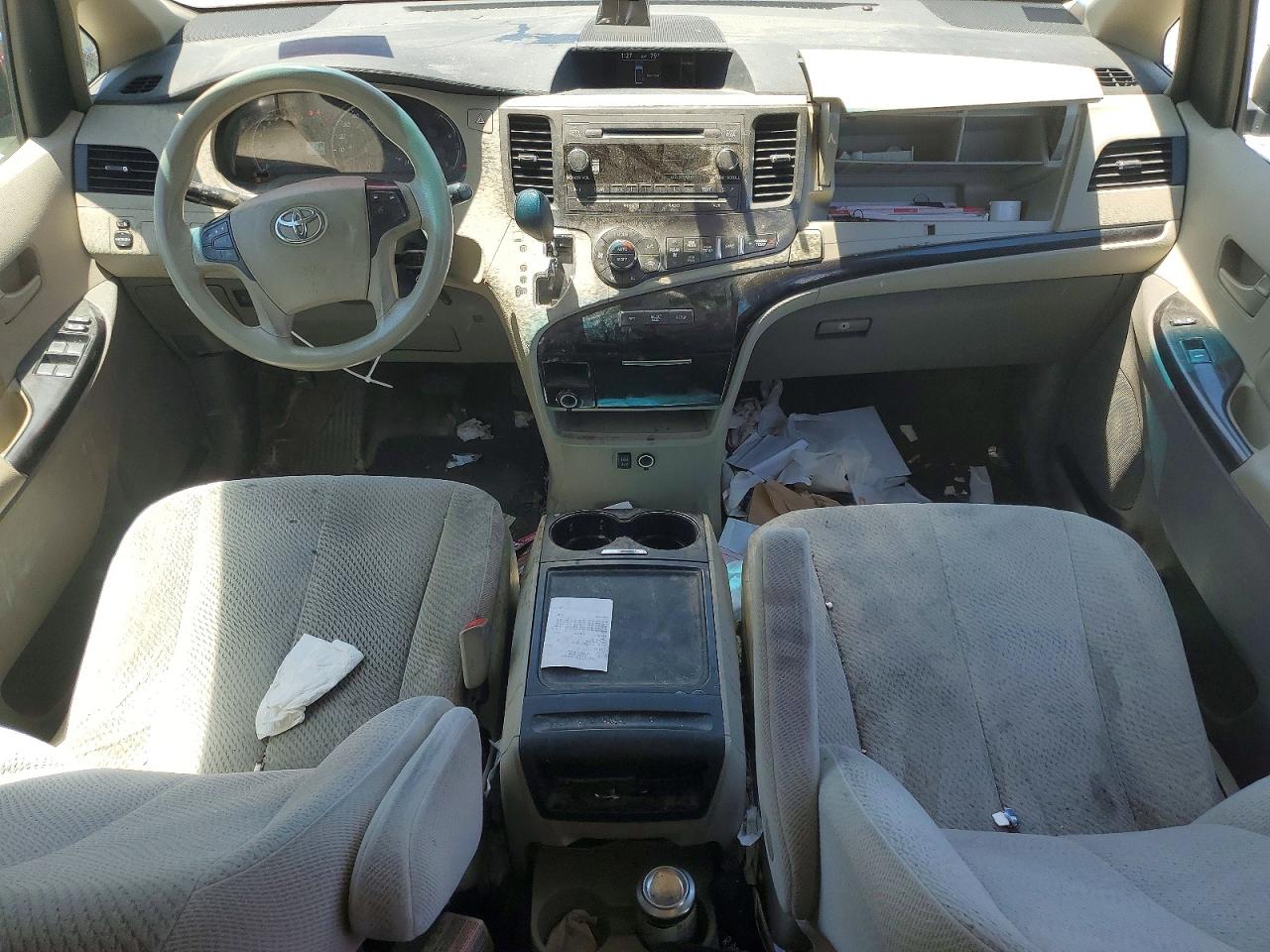 2014 Toyota Sienna Le Бордовый vin: 5TDKK3DC6ES464861