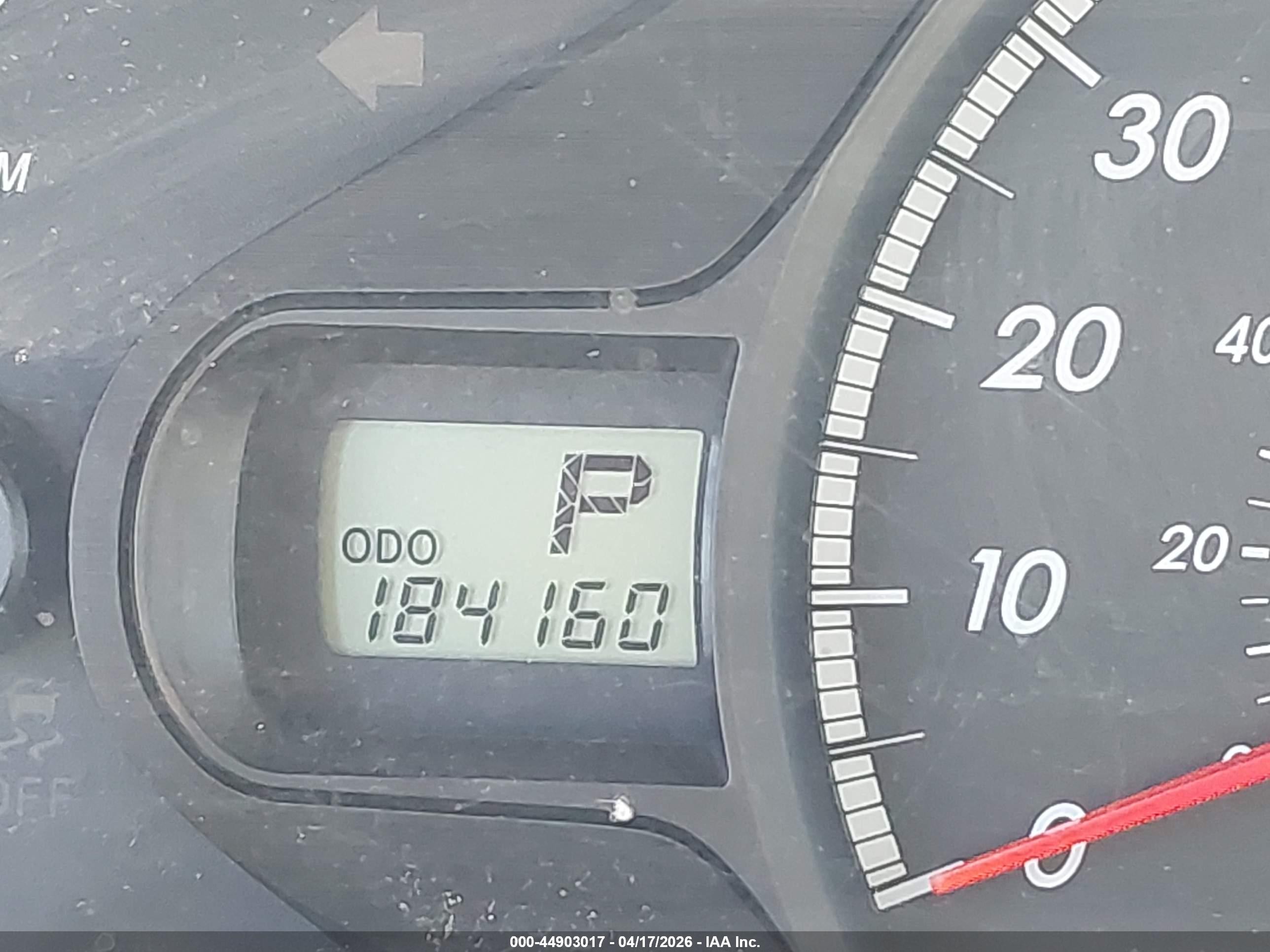 2014 Toyota Sienna Le V6 8 Passenger Серебряный vin: 5TDKK3DC6ES484060