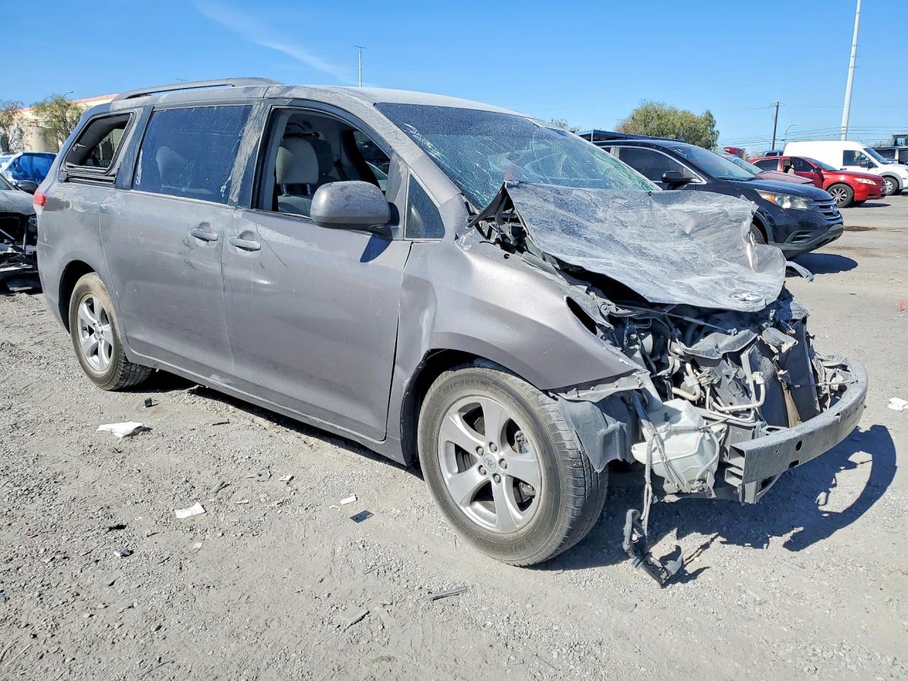2014 Toyota Sienna Le Gray vin: 5TDKK3DC6ES484348