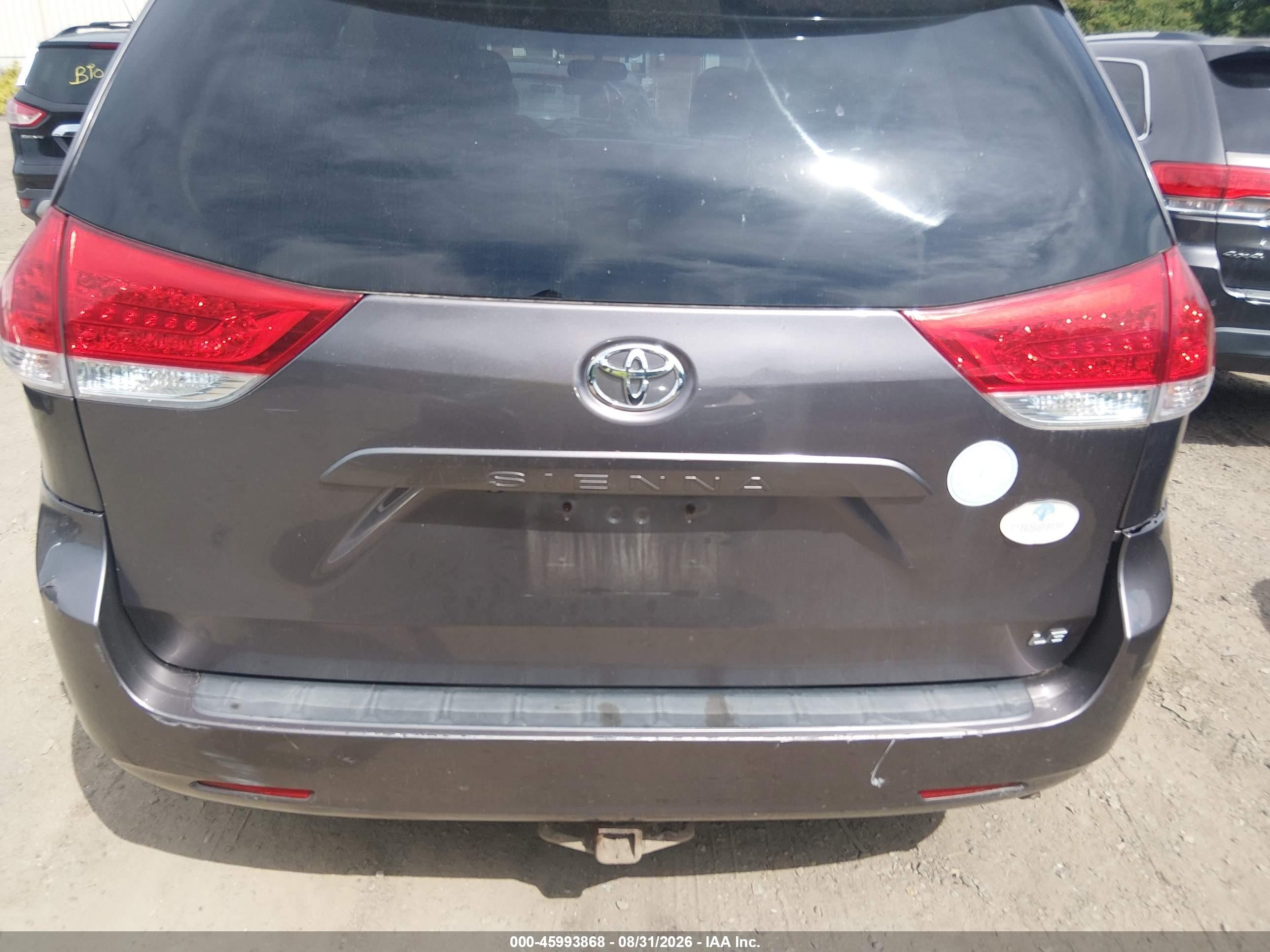 2014 Toyota Sienna Le V6 8 Passenger Gray vin: 5TDKK3DC6ES491879