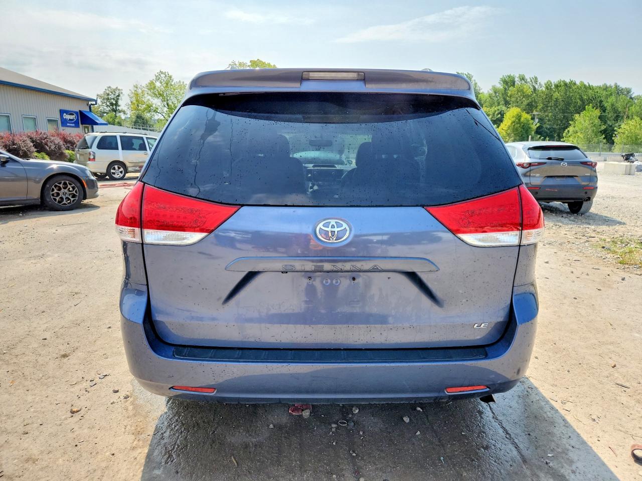 2014 Toyota Sienna Le Blue vin: 5TDKK3DC6ES503965