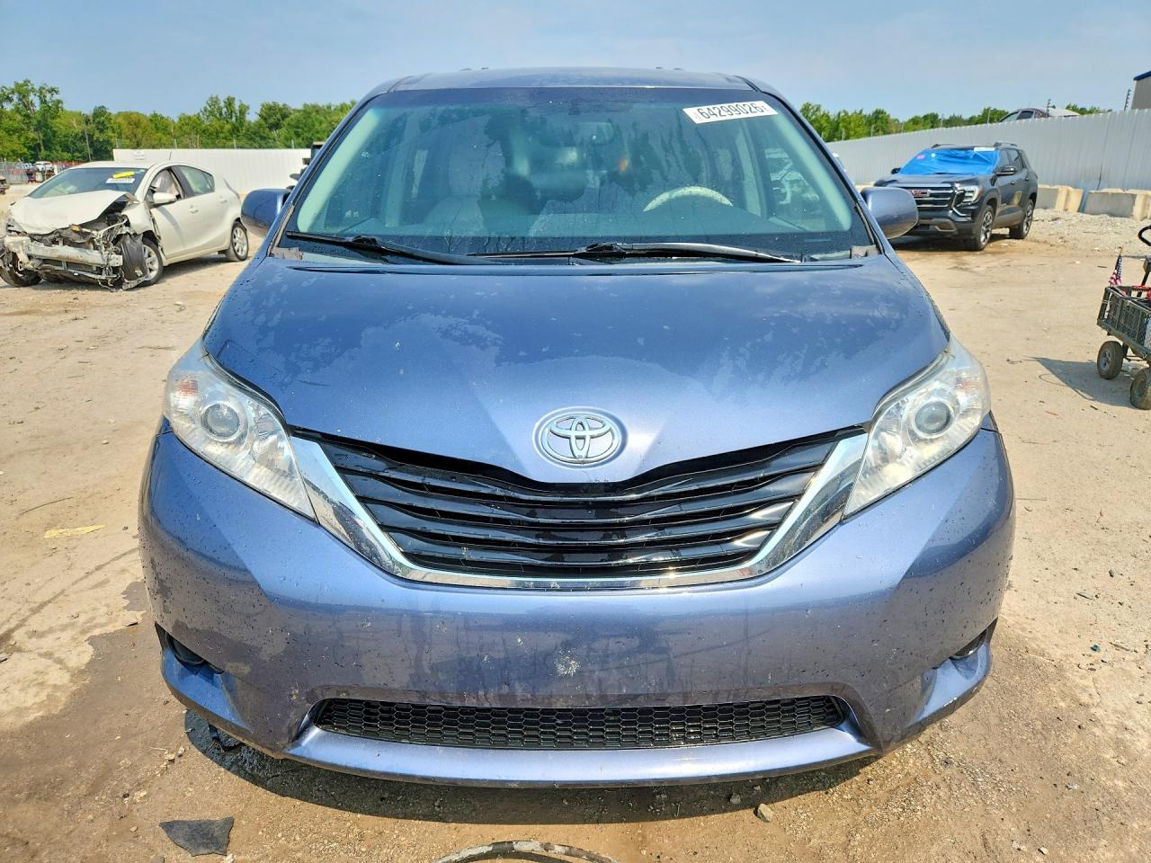 2014 Toyota Sienna Le Blue vin: 5TDKK3DC6ES503965